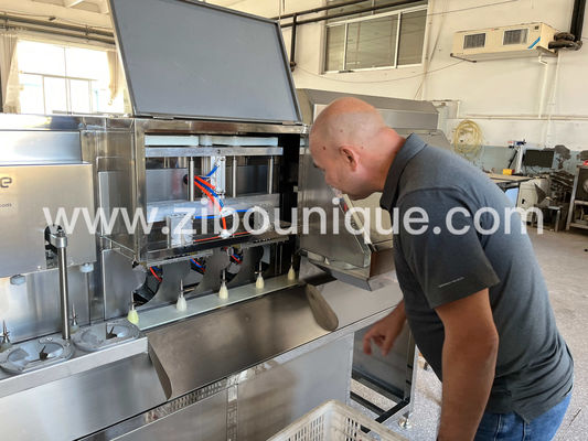 Apoyo técnico de vídeo para una máquina de corte de árboles eléctrica y industrial